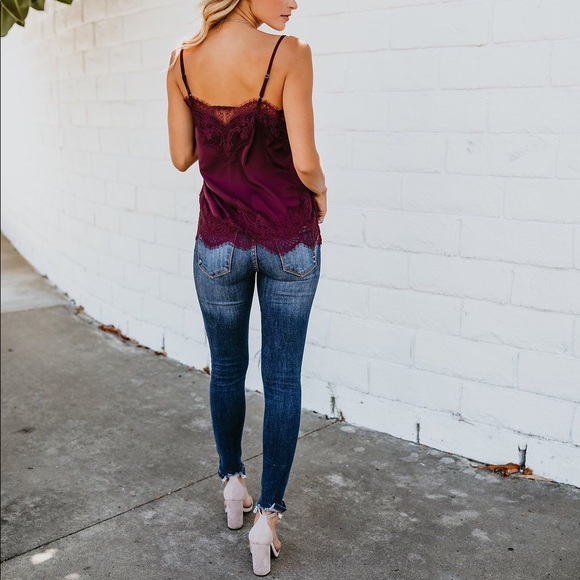 Last ONE- Flounce Lace Cami Tank - Picture 8 of 8